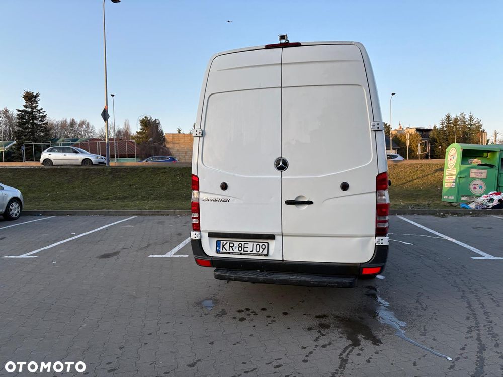 Mercedes-Benz Sprinter - 7
