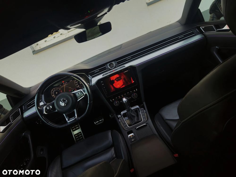 Volkswagen Arteon 2.0 TSI DSG R-Line - 28