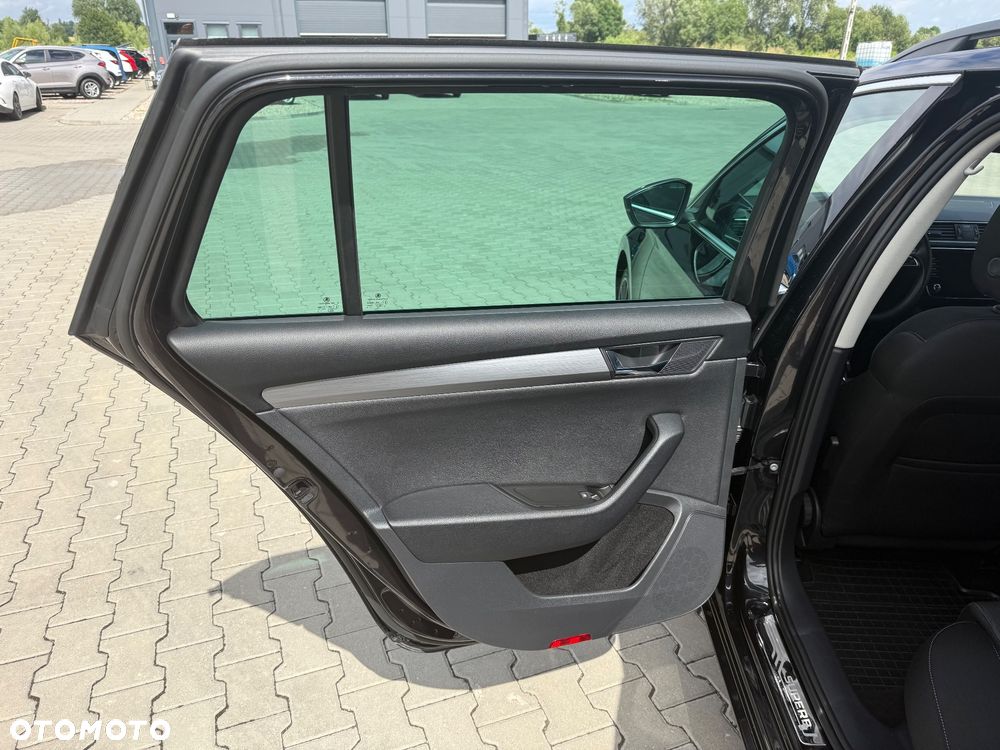 Skoda Superb 2.0 TDI 4x4 DSG Premium Edition - 18