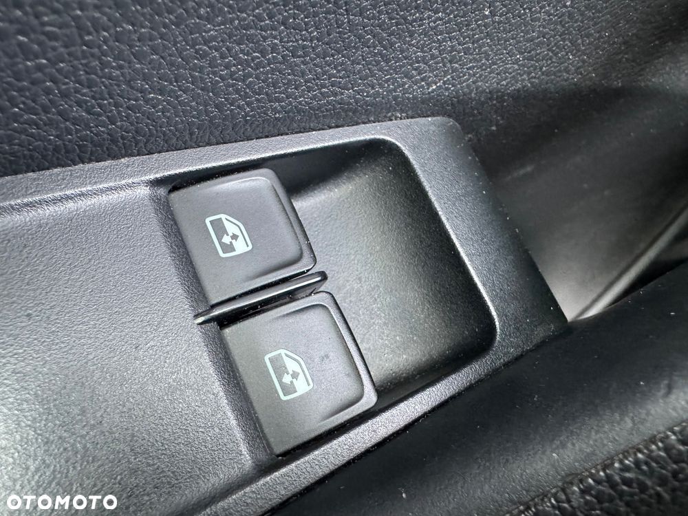 Skoda Fabia 1.0 MPI Ambition - 16