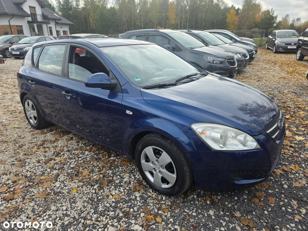 Kia Ceed 1.4 CVVT Attract - 21
