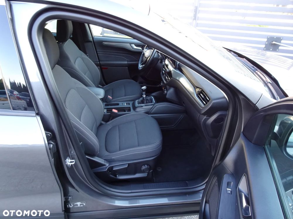 Ford Kuga 1.5 EcoBoost FWD Titanium - 14