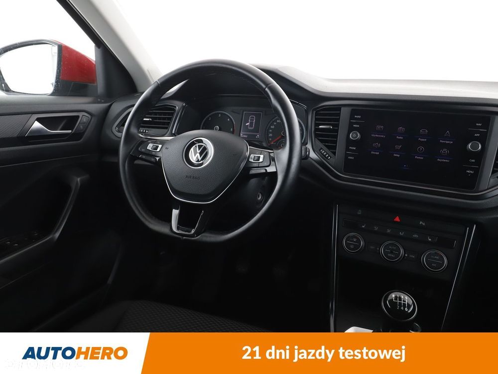 Volkswagen T-Roc - 13