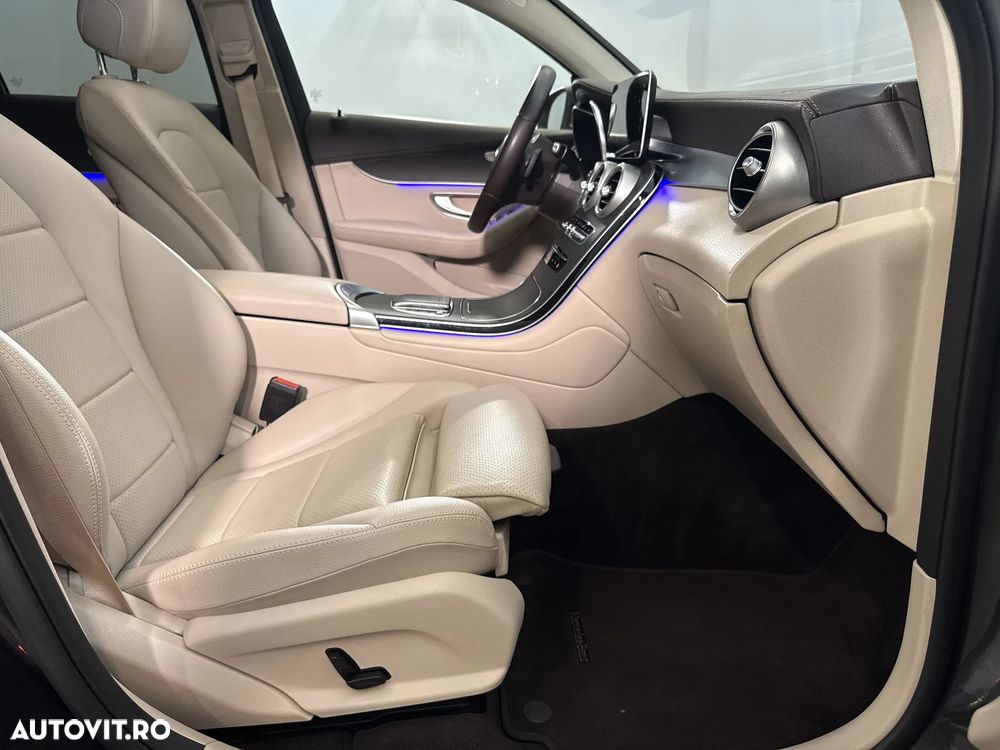 Mercedes-Benz GLC - 13