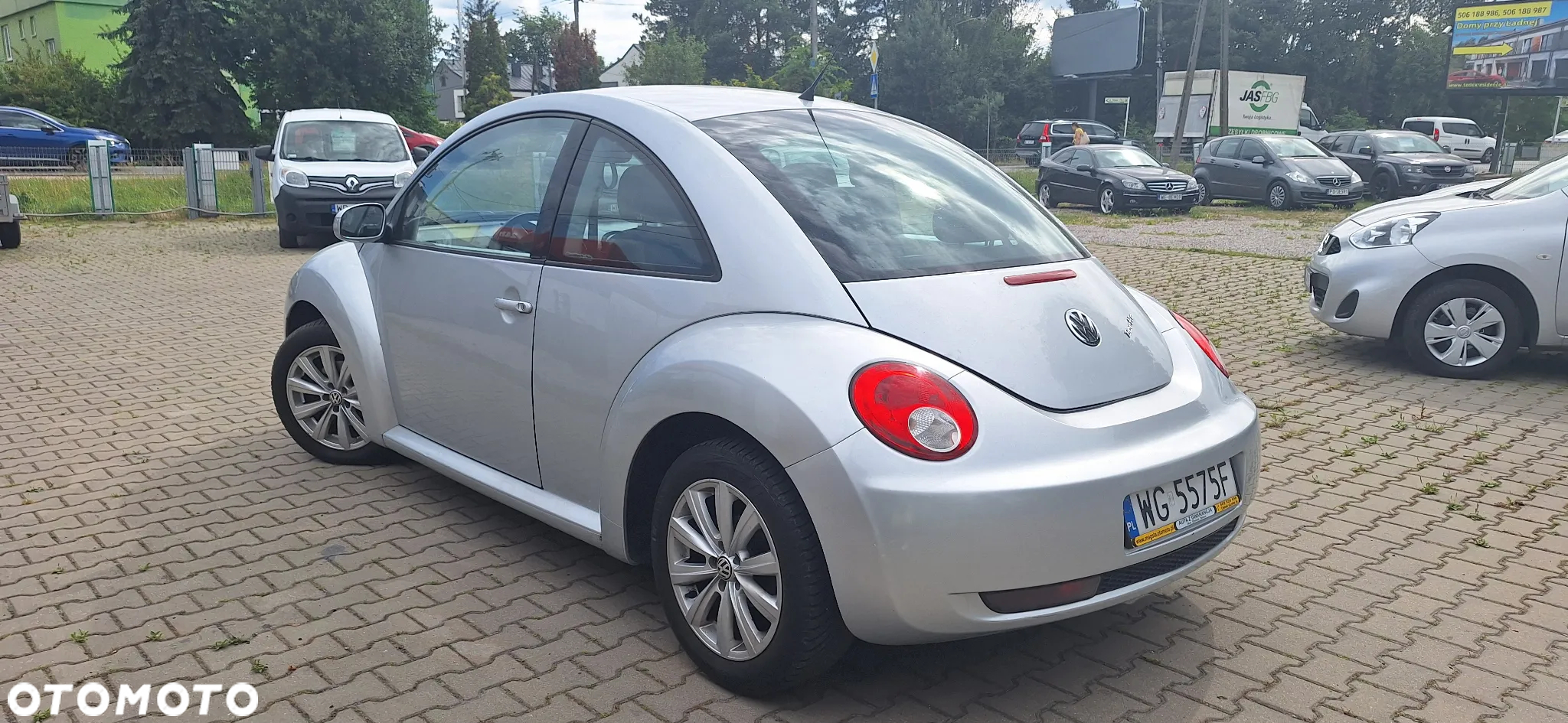 Volkswagen New Beetle - 3