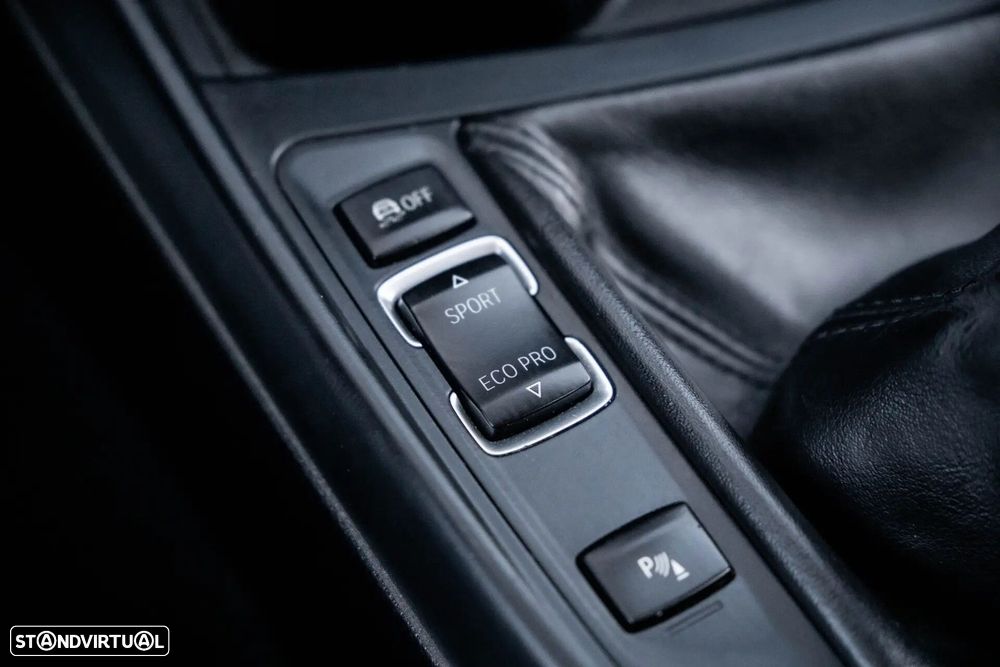 BMW 116 d Sport Line - 21