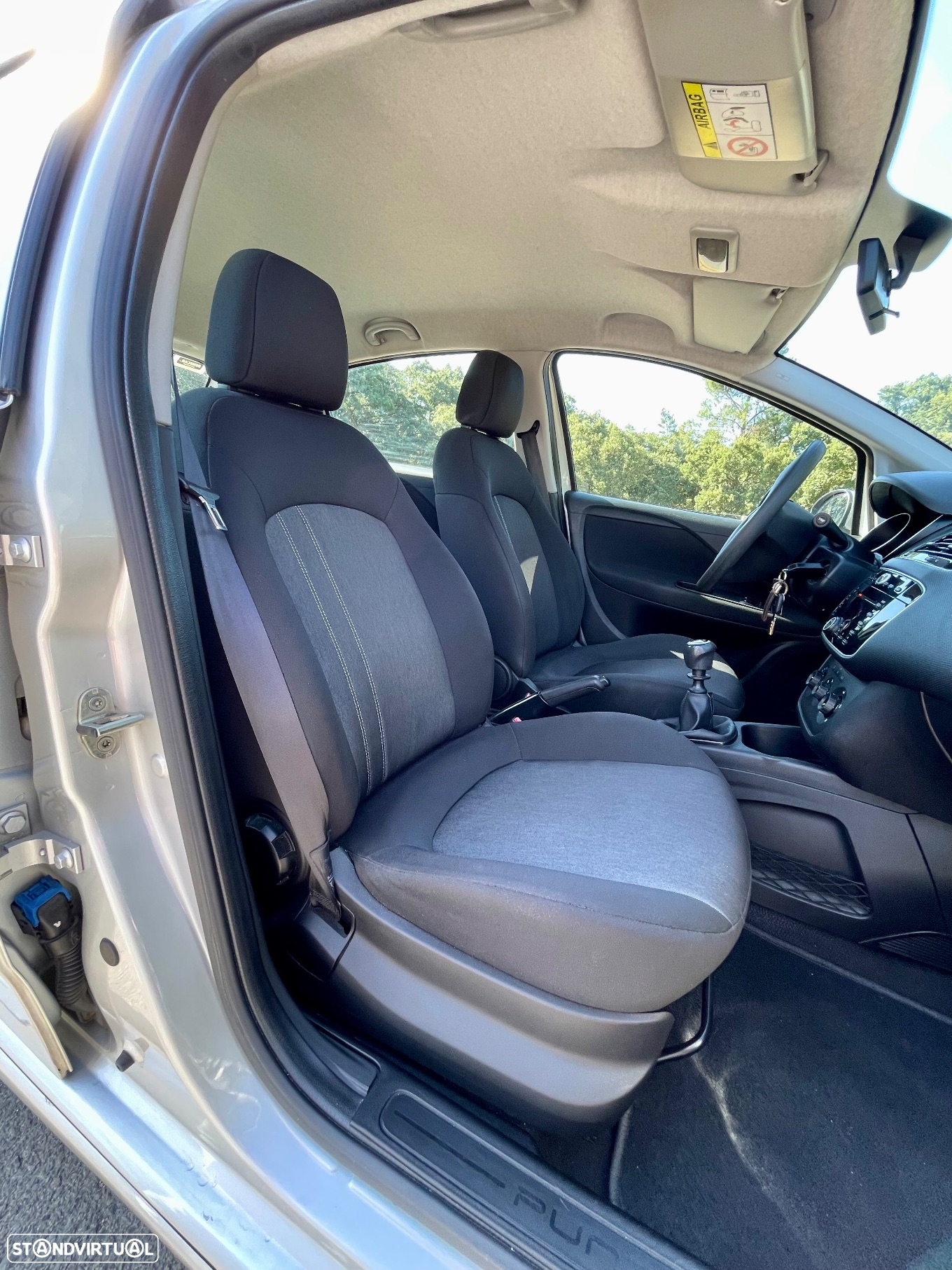 Fiat Punto 1.2 Lounge S&S - 12