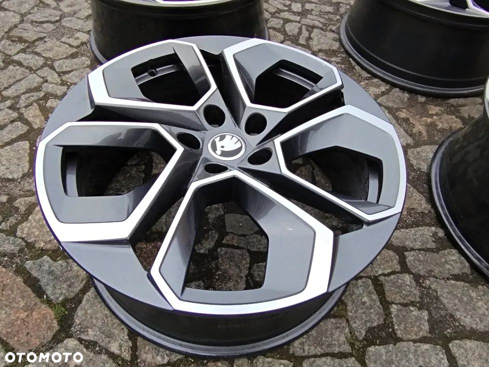 Felgi Alu Skoda Octavia 5E3 5x112 19 Altair - 7