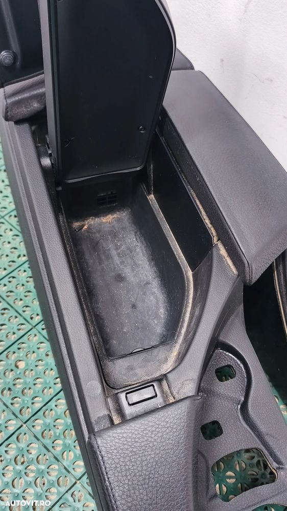 Cotiera BMW E60 /61 pentru navigatie CCC Mask - 4