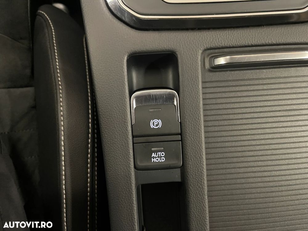 Volkswagen Passat 2.0 TDI DSG Highline - 25