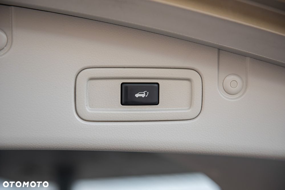 Nissan Murano 2.5 D Automatik Executive - 33