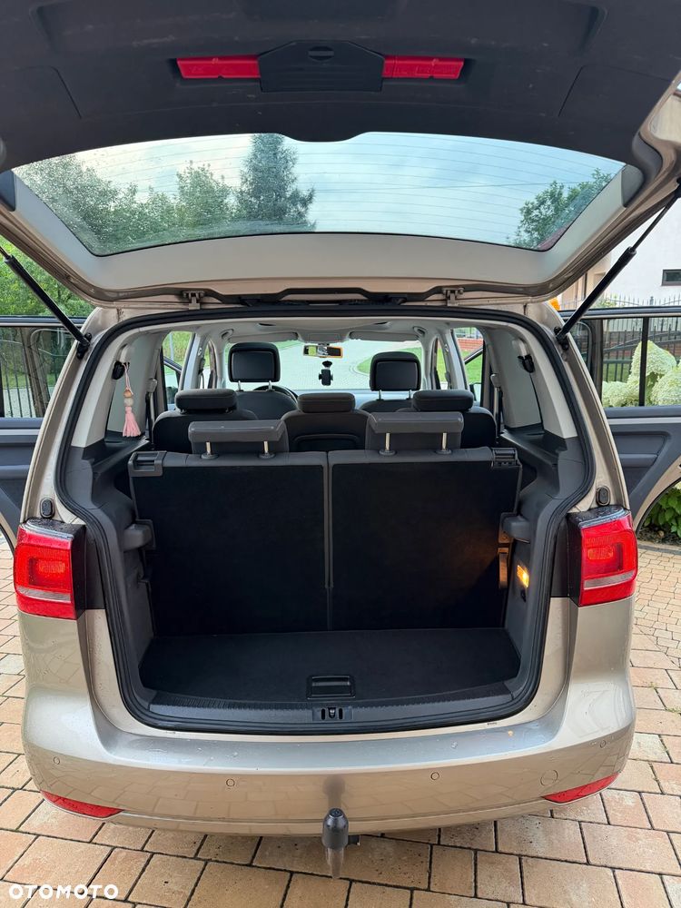 Volkswagen Touran 1.6 TDI DPF MATCH - 21