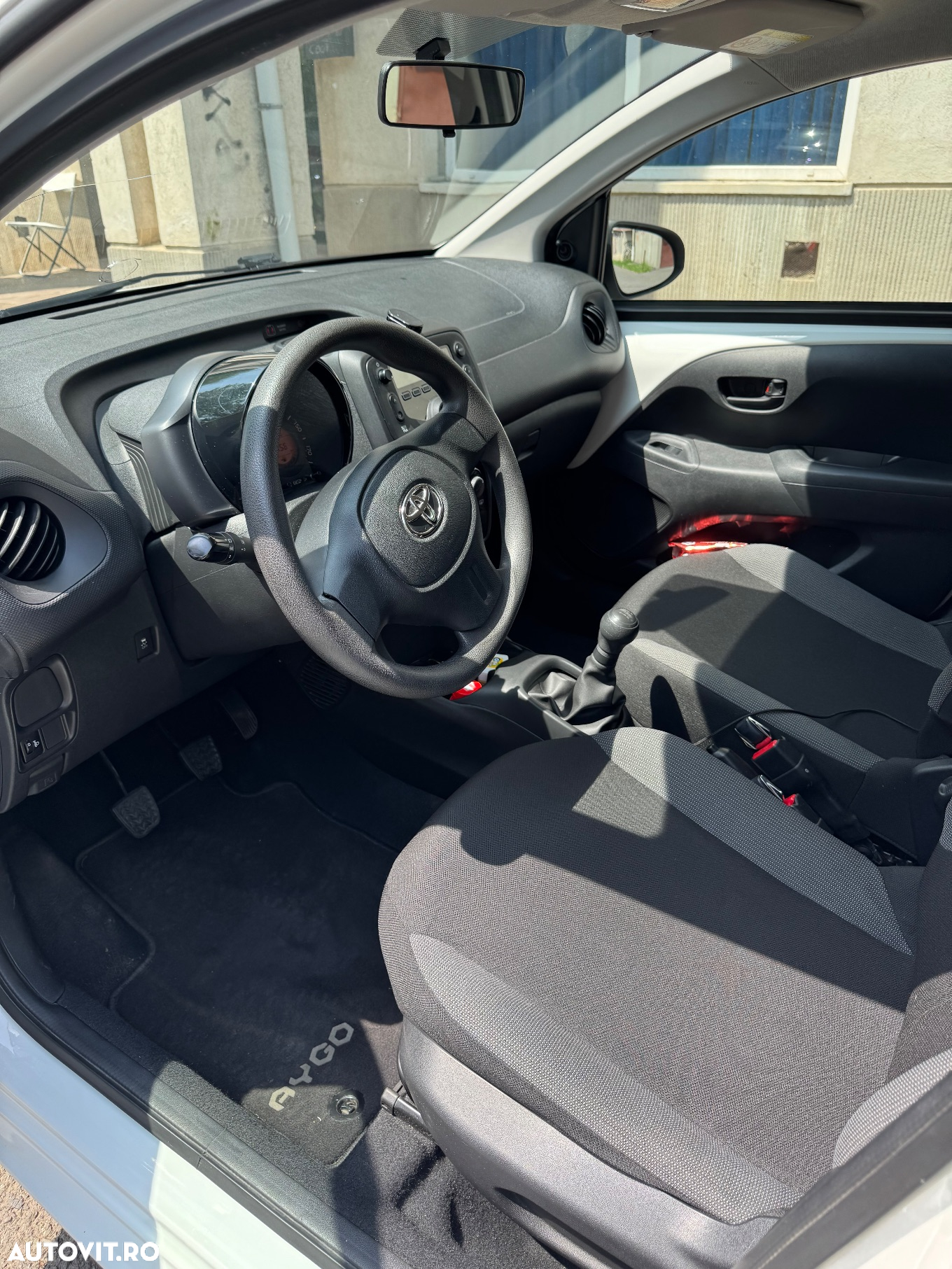 Toyota Aygo 1.0 X - clusiv - 6