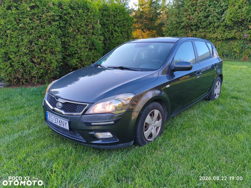 Kia Ceed 1.4 Comfort + - 1