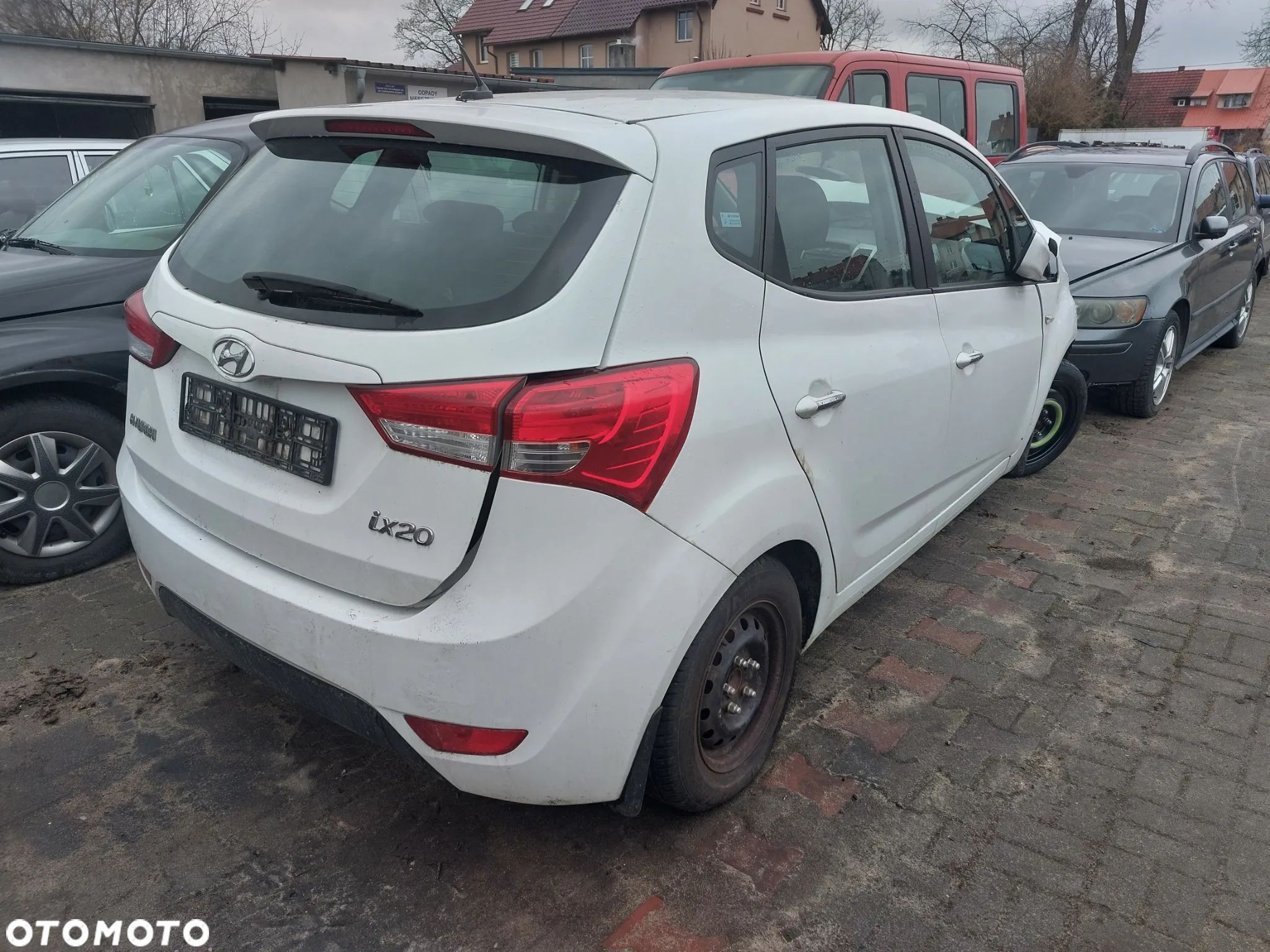 HYUNDAI IX 20 I20 1,4 BENZYNA DRZWI SZYBA LAMPA FOTEL KLAPA OŚ ZDERZAK - 1