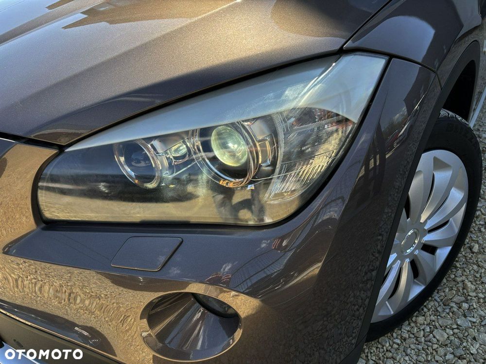 BMW X1 xDrive20d - 10