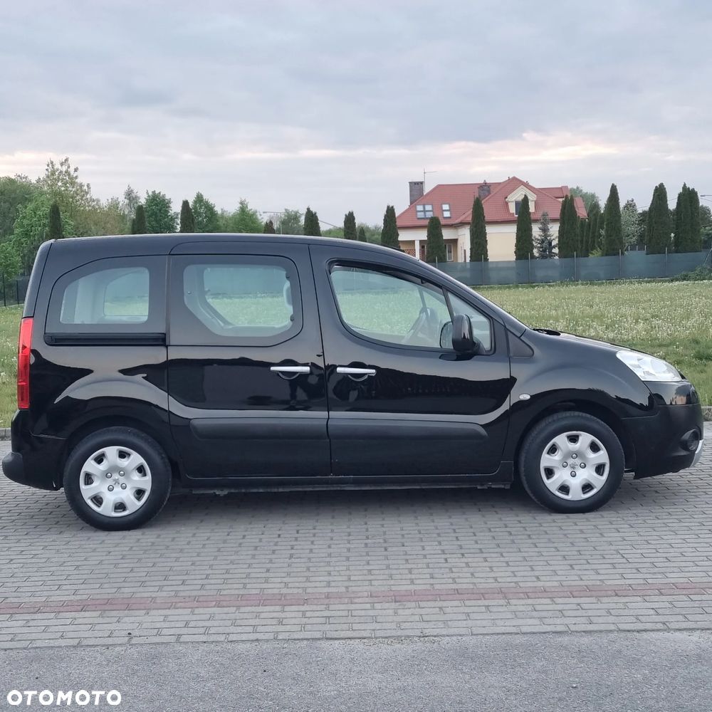 Peugeot Partner 110 Tendance mit Familien-Paket - 4