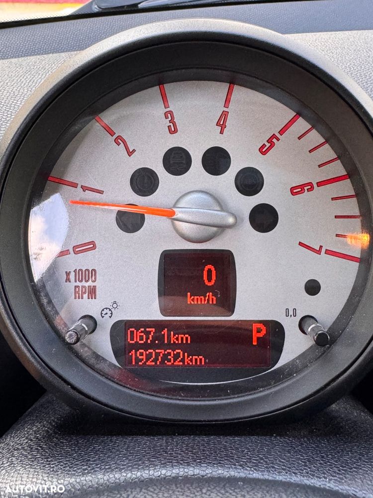 Mini Countryman - 10