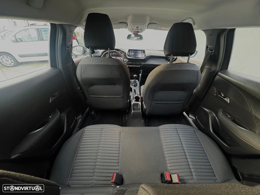Peugeot 2008 1.2 PureTech Active - 9