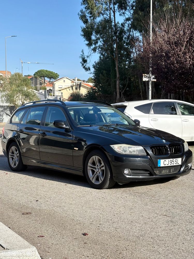 BMW 318 d Dynamic - 3
