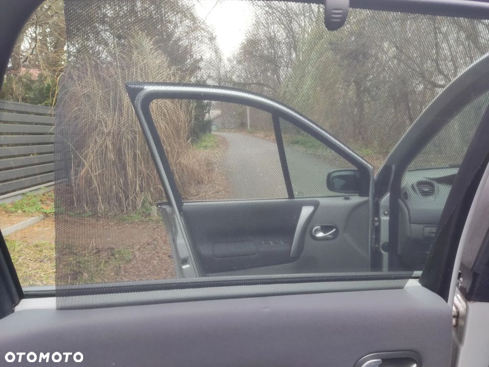 Renault Scenic 2.0 16V Privilege - 15