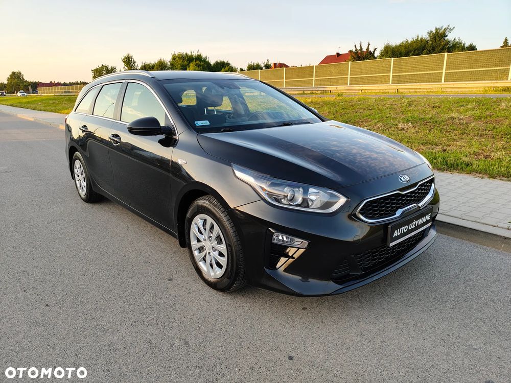 Kia Ceed 1.4 T-GDI L Business Line - 28