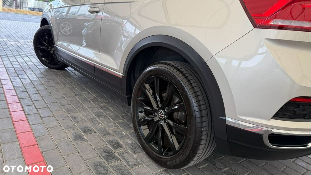 Volkswagen T-Roc - 24