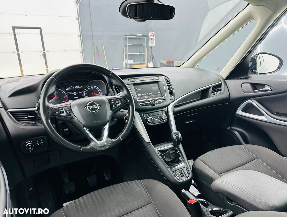 Opel Zafira Tourer 1.6 CDTI ECOFLEX Start/Stop Edition - 19