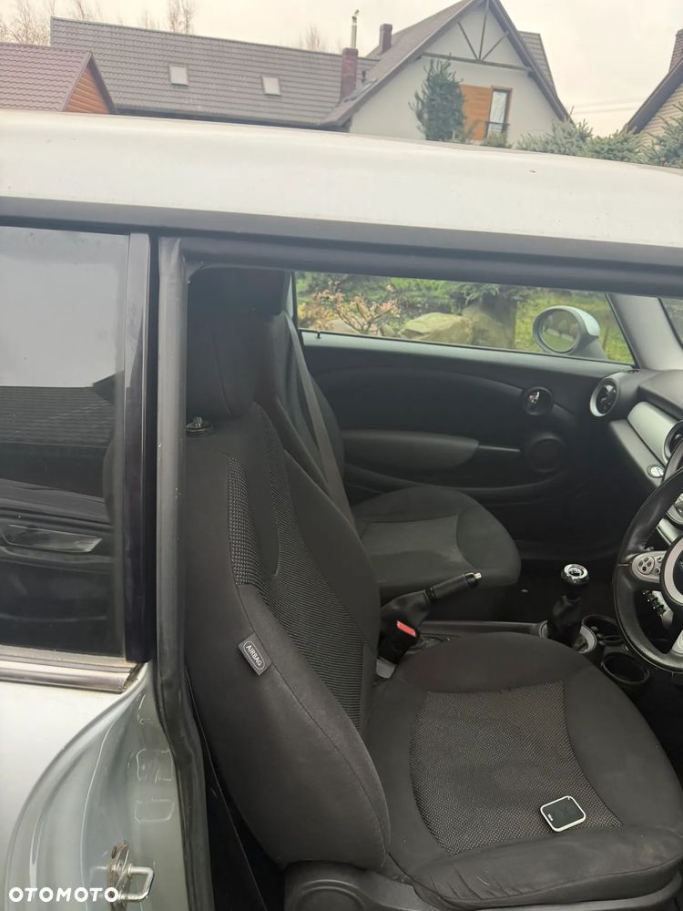 MINI ONE Standard - 5