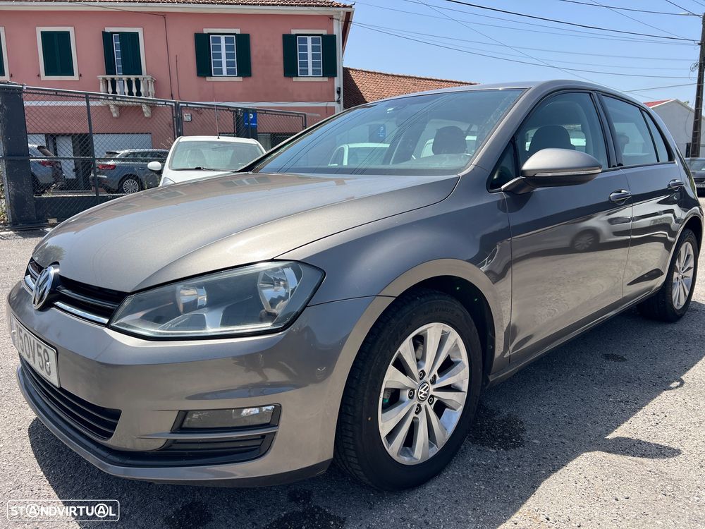 VW Golf 1.6 TDi Trendline DSG - 5
