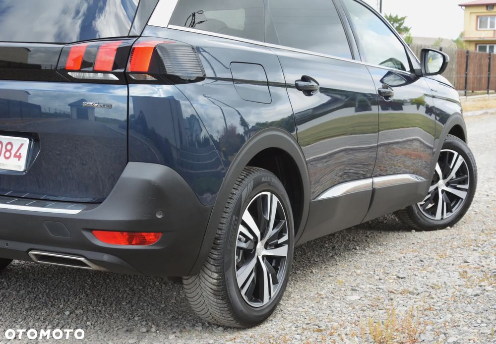 Peugeot 5008 - 8