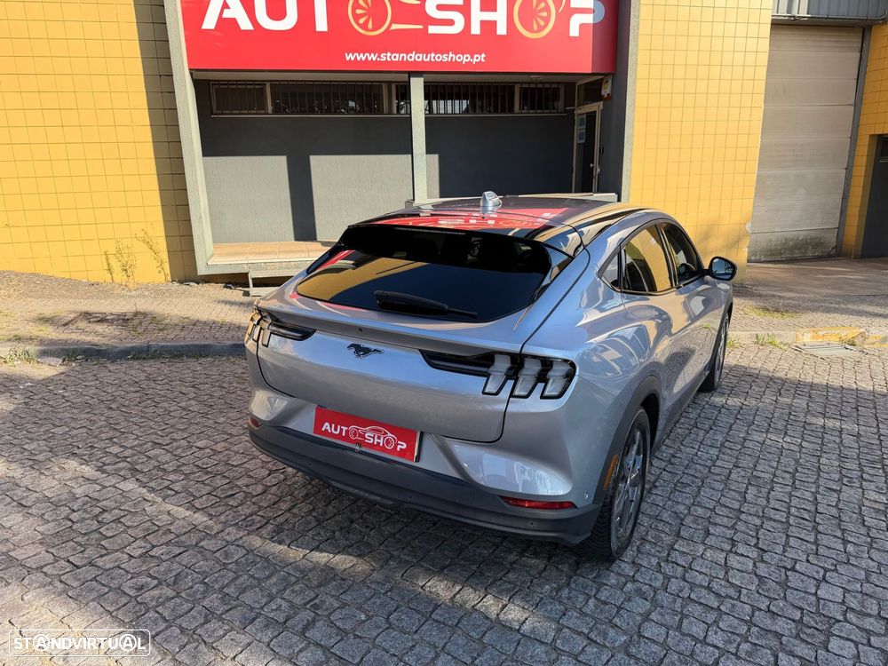 Ford Mustang Mach-E 75.7 kWh Base - 14