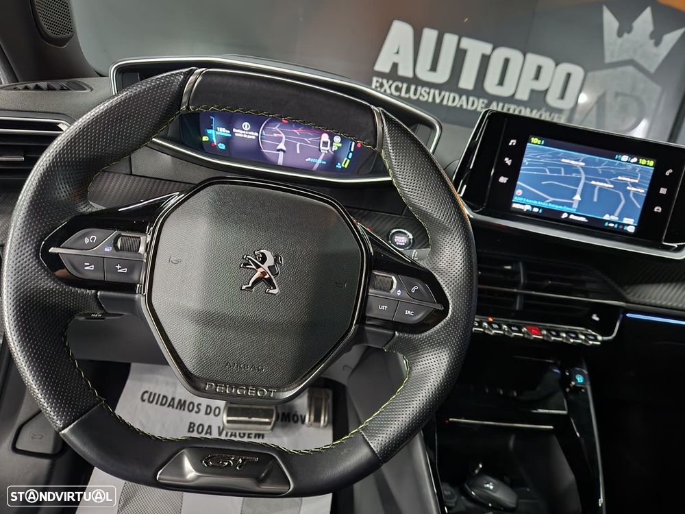 Peugeot e-2008 50 kWh GT Line - 11