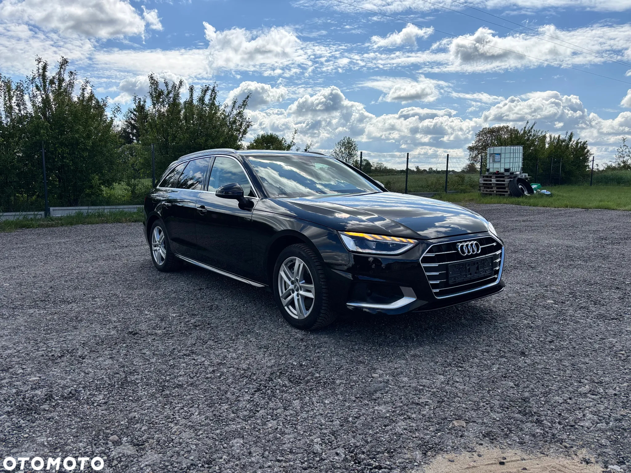 Audi A4 Avant 40 TDI S tronic - 3