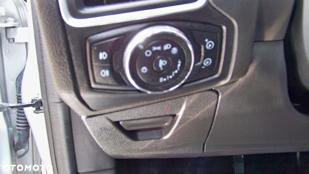 Ford Focus 1.6 TI-VCT Titanium - 19