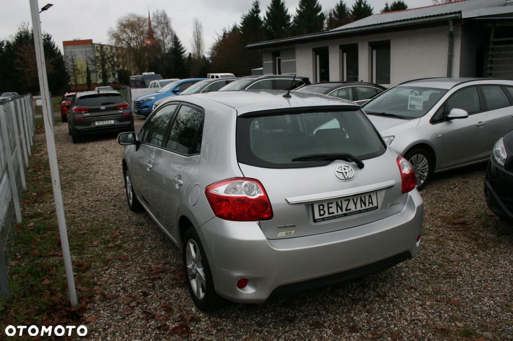 Toyota Auris 1.33 VVT-i - 9