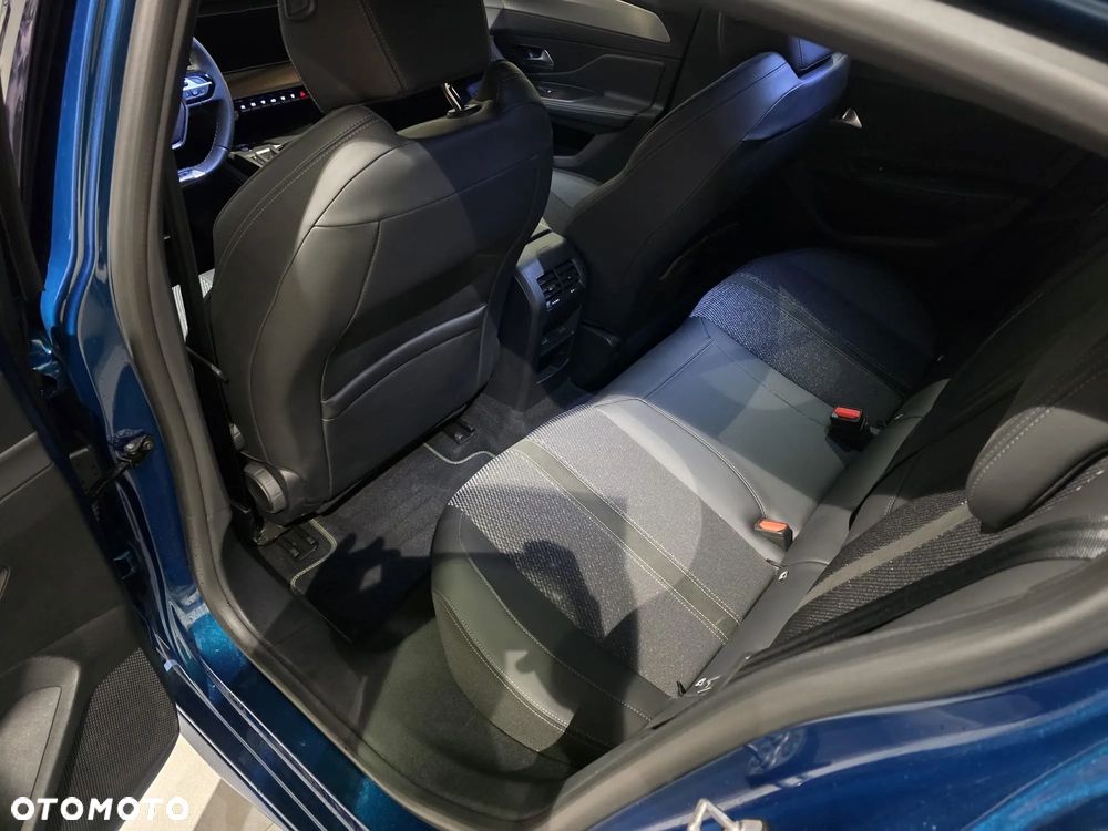 Peugeot 308 1.2 PureTech GT Pack S&S EAT8 - 9