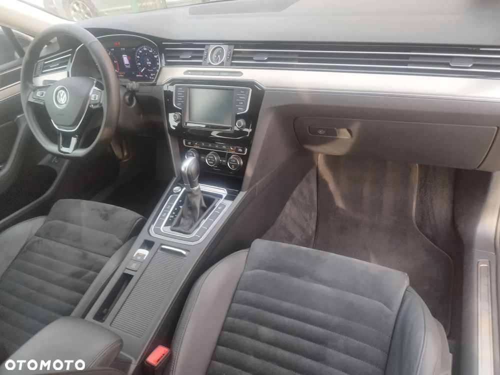 Volkswagen Passat Variant 2.0 TDI BMT Highline DSG - 18