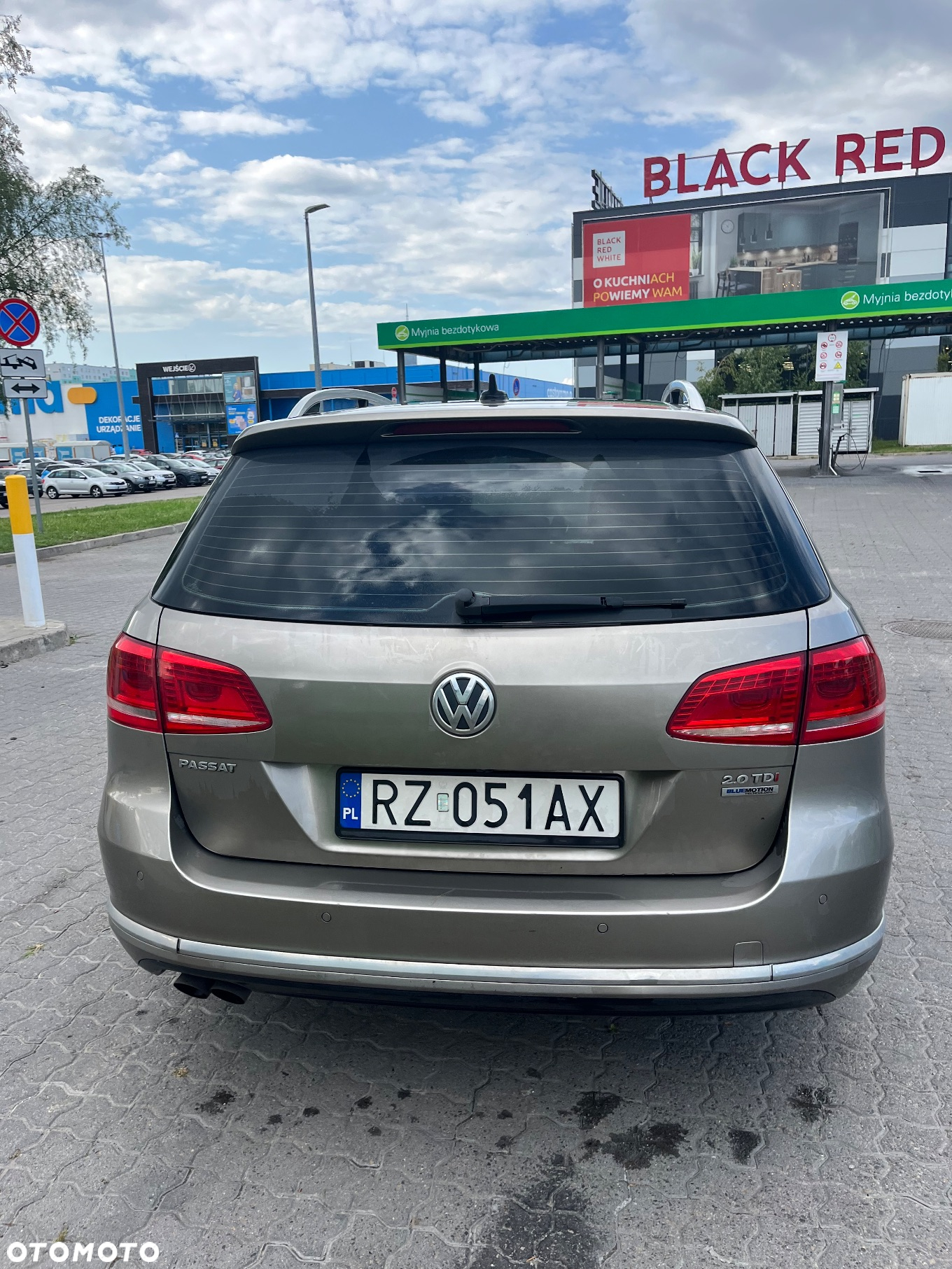 Volkswagen Passat 2.0 TDI Highline DSG - 9