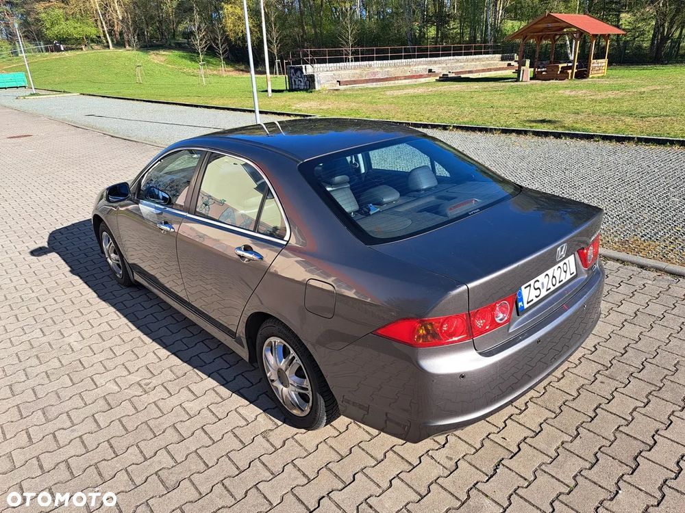 Honda Accord 2.0 Sport - 7