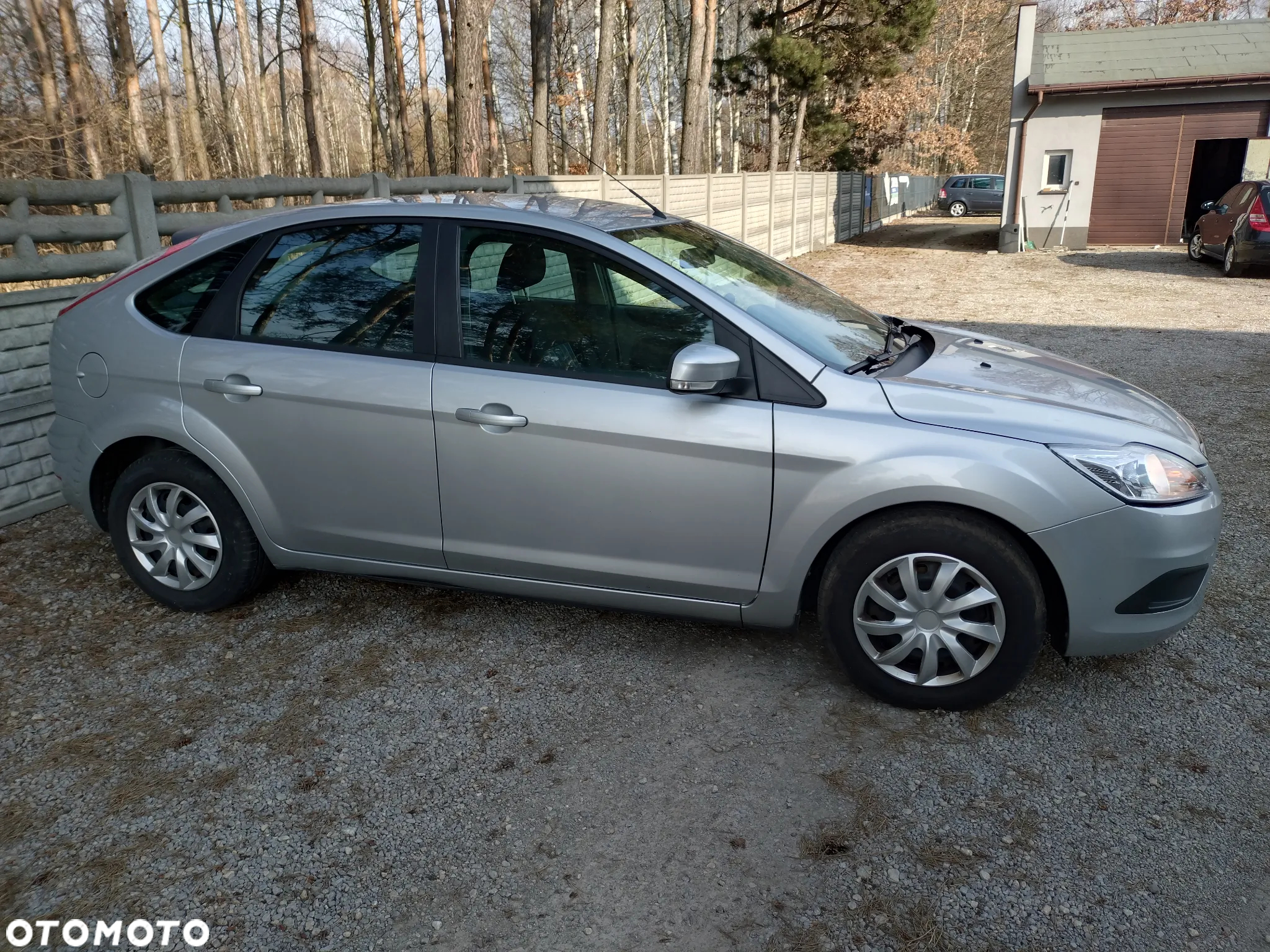 Ford Focus 1.6 16V Ambiente - 3