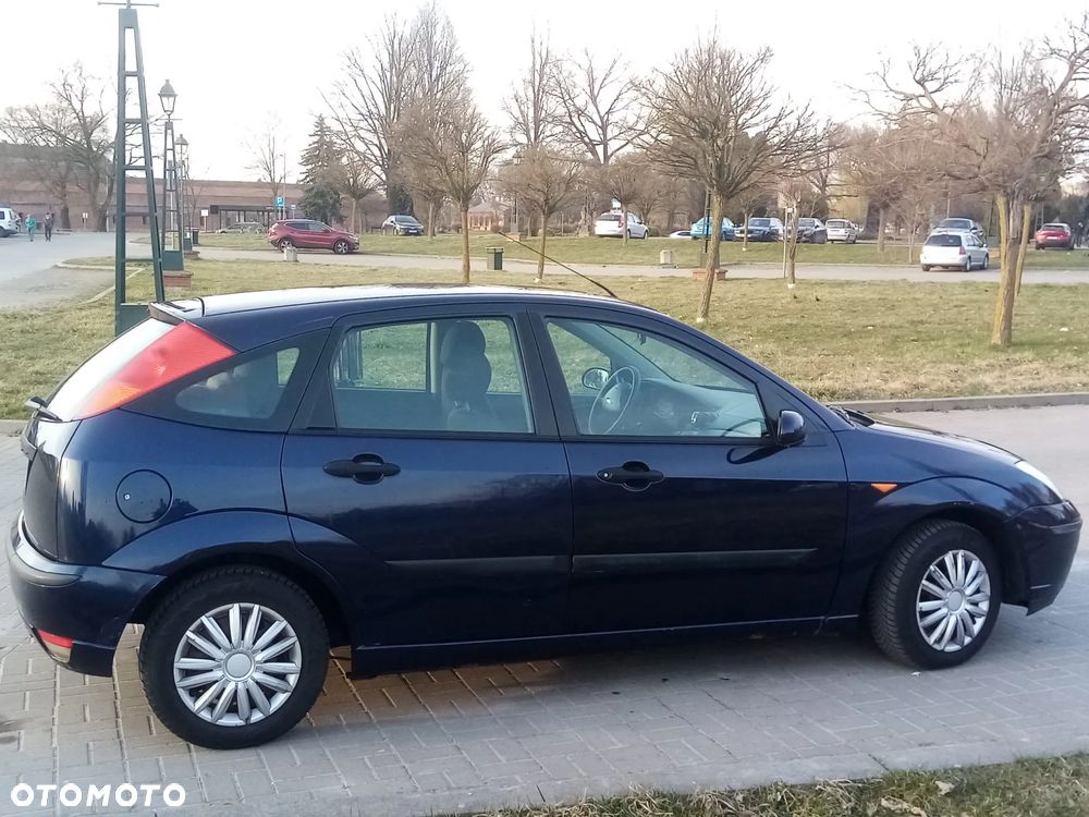 Ford Focus - 4
