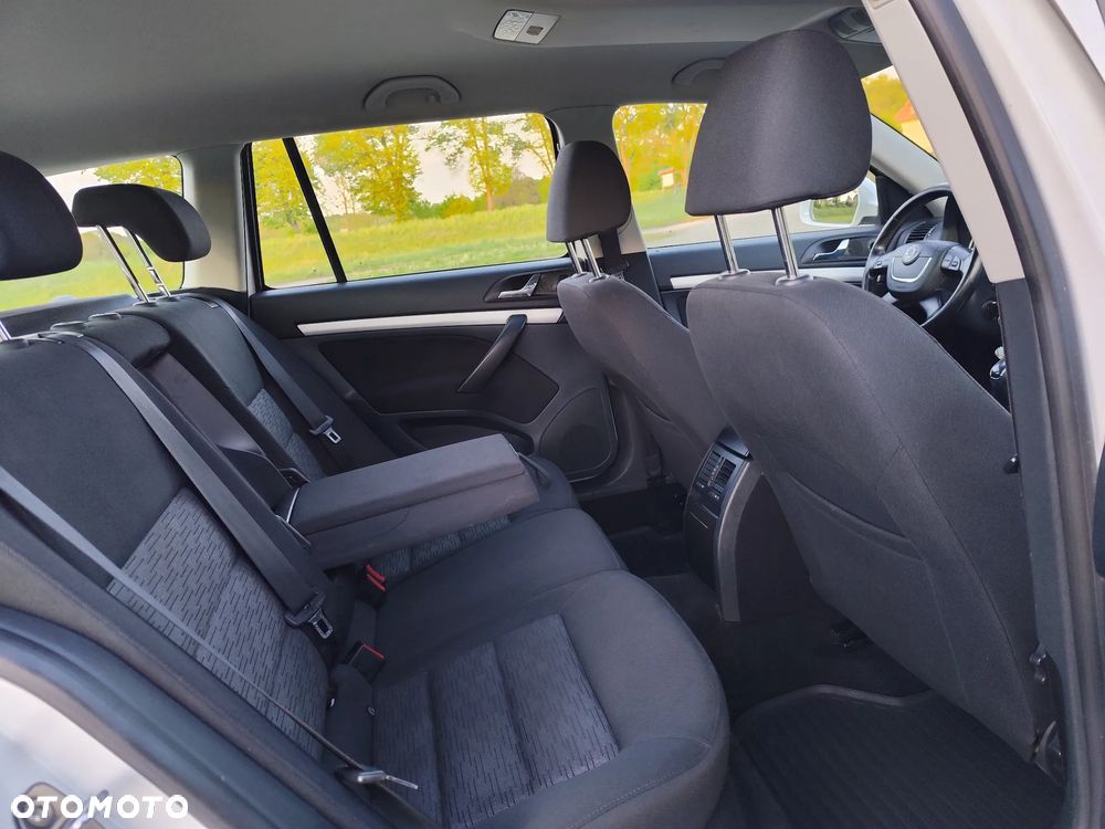 Skoda Octavia 1.4 TSI IMPULS EDITION - 12