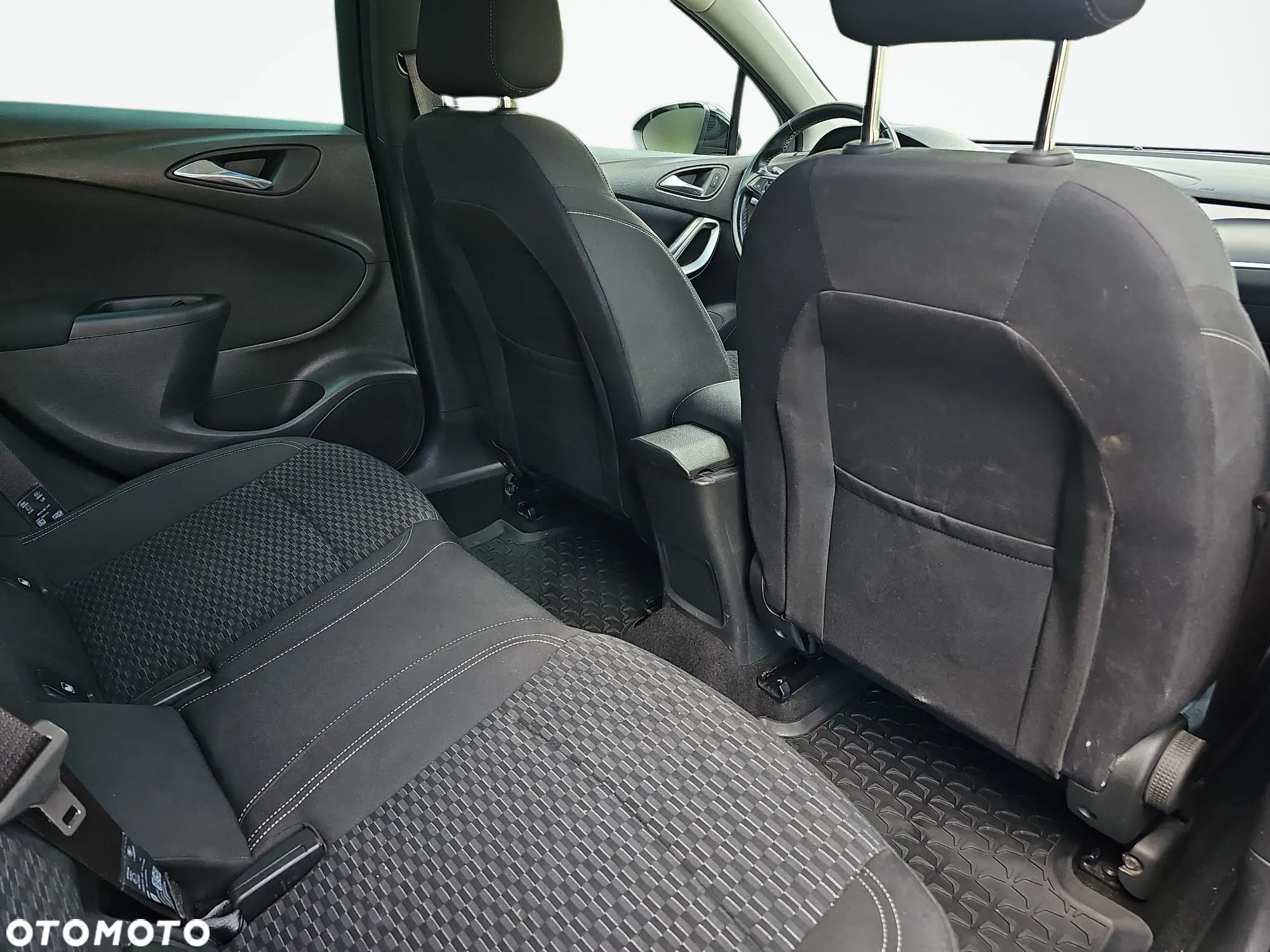 Opel Astra V 1.6 CDTI Elite S&S - 19