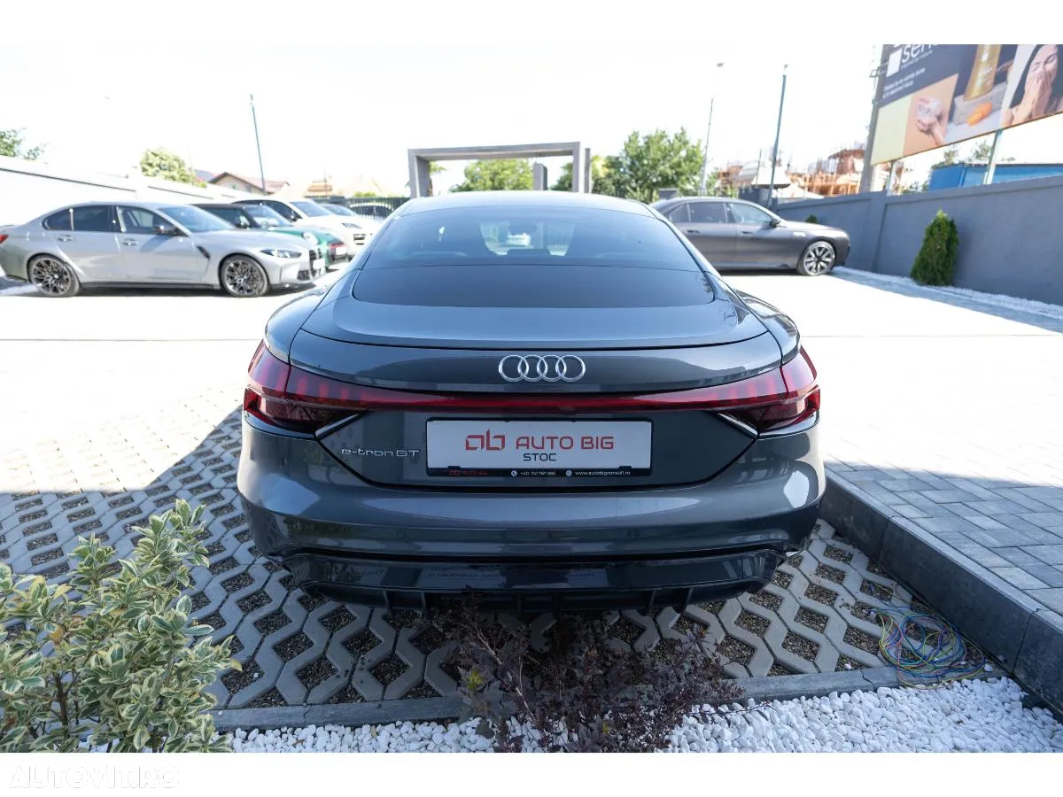 Audi e-tron GT 60 quattro - 13