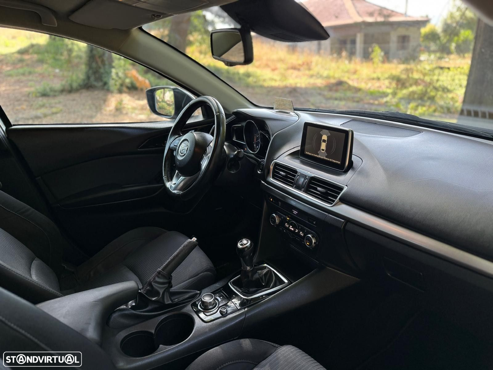 Mazda 3 1.5 Sky-D Excellence Pack Leather Navi - 26