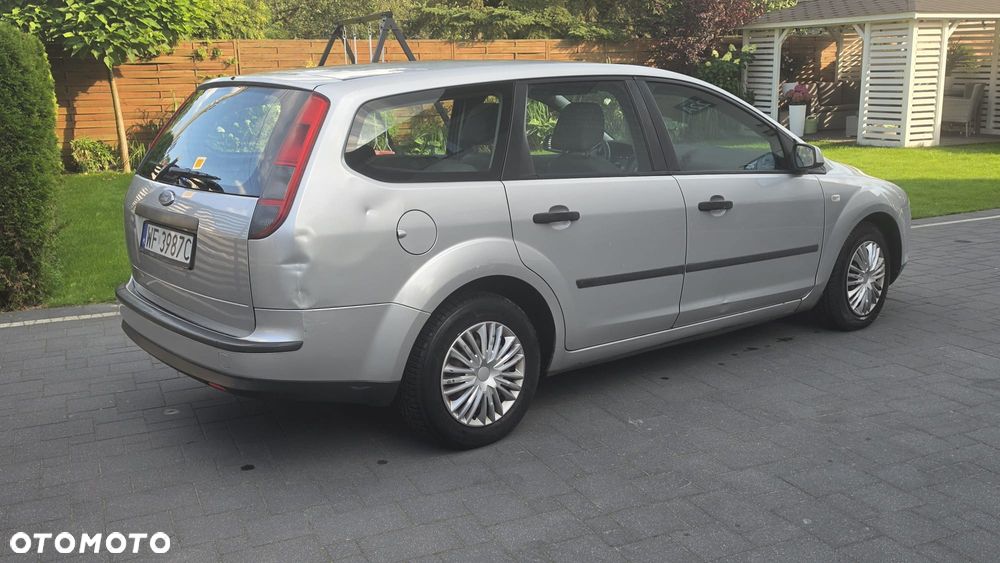 Ford Focus 1.6 TDCi Trend - 9