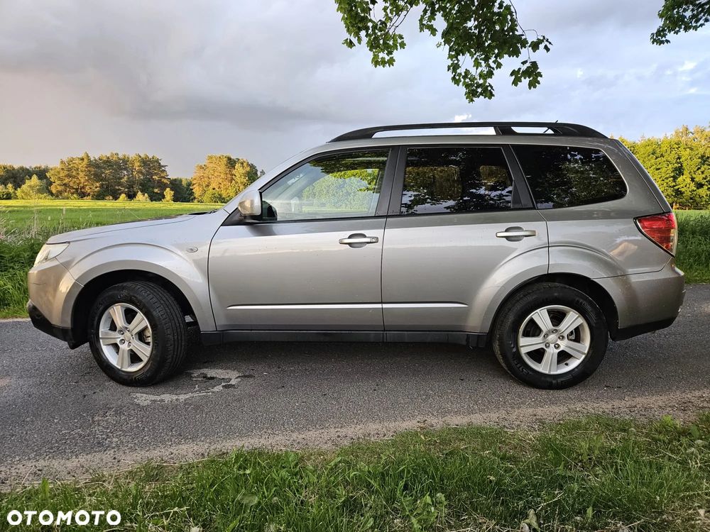 Subaru Forester 2.0 XA TRE - 5