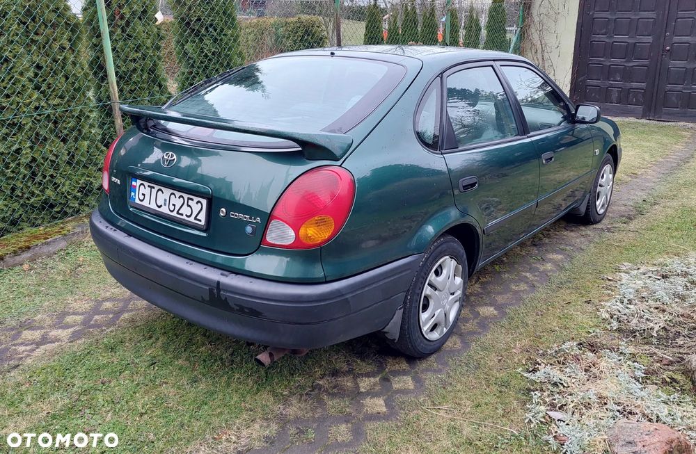 Toyota Corolla 1.4 Terra1 - 3