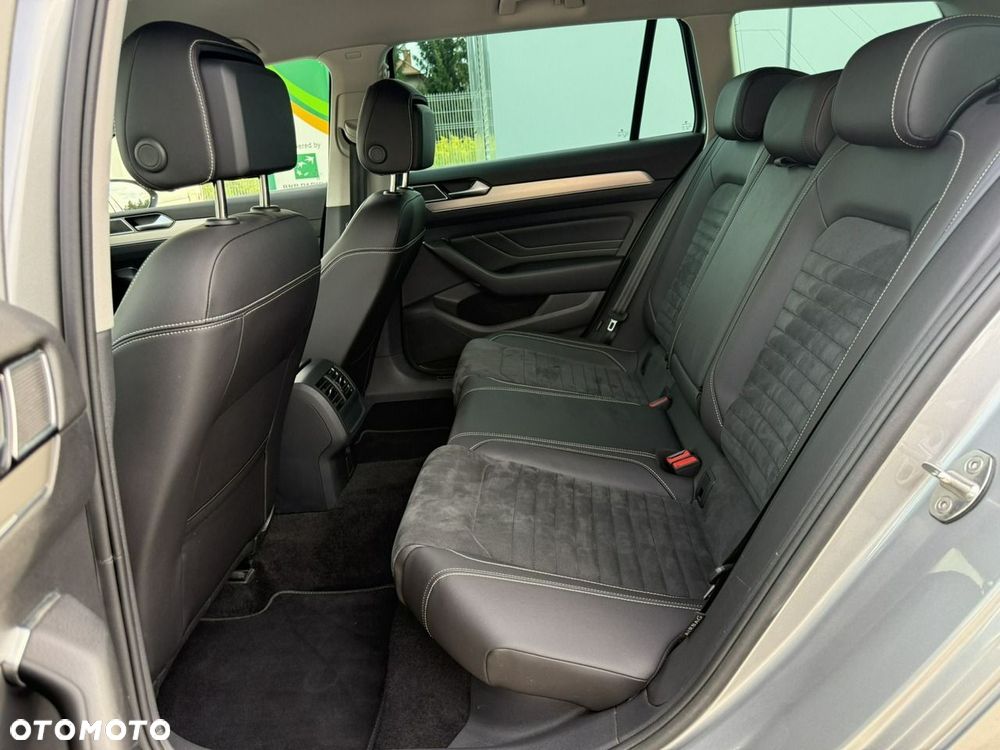 Volkswagen Passat Variant 2.0 TDI Elegance DSG - 6